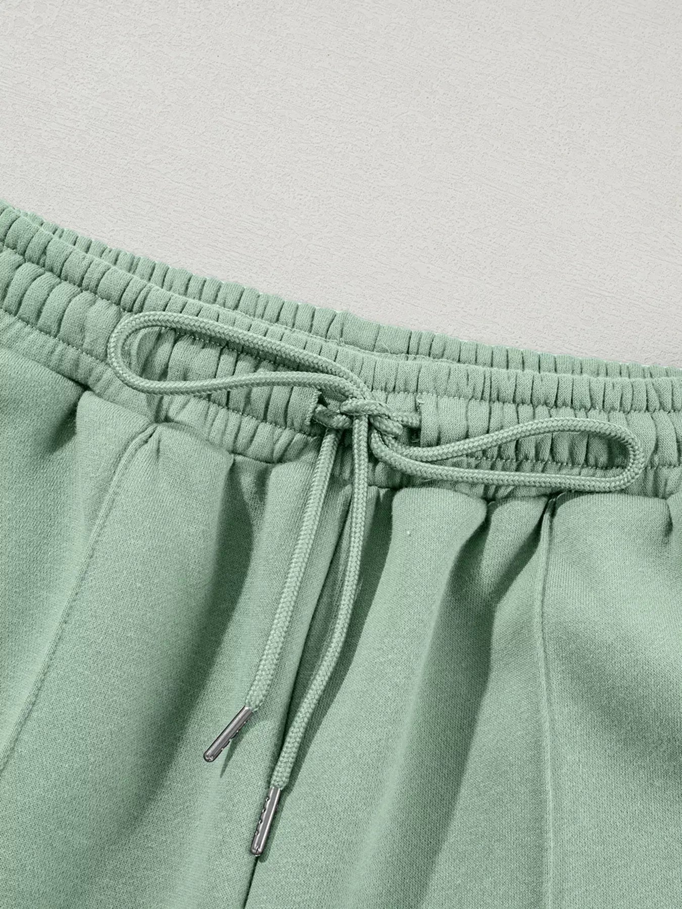 {{ product.title }} – Fitness & Wellness Gear by Vellmara